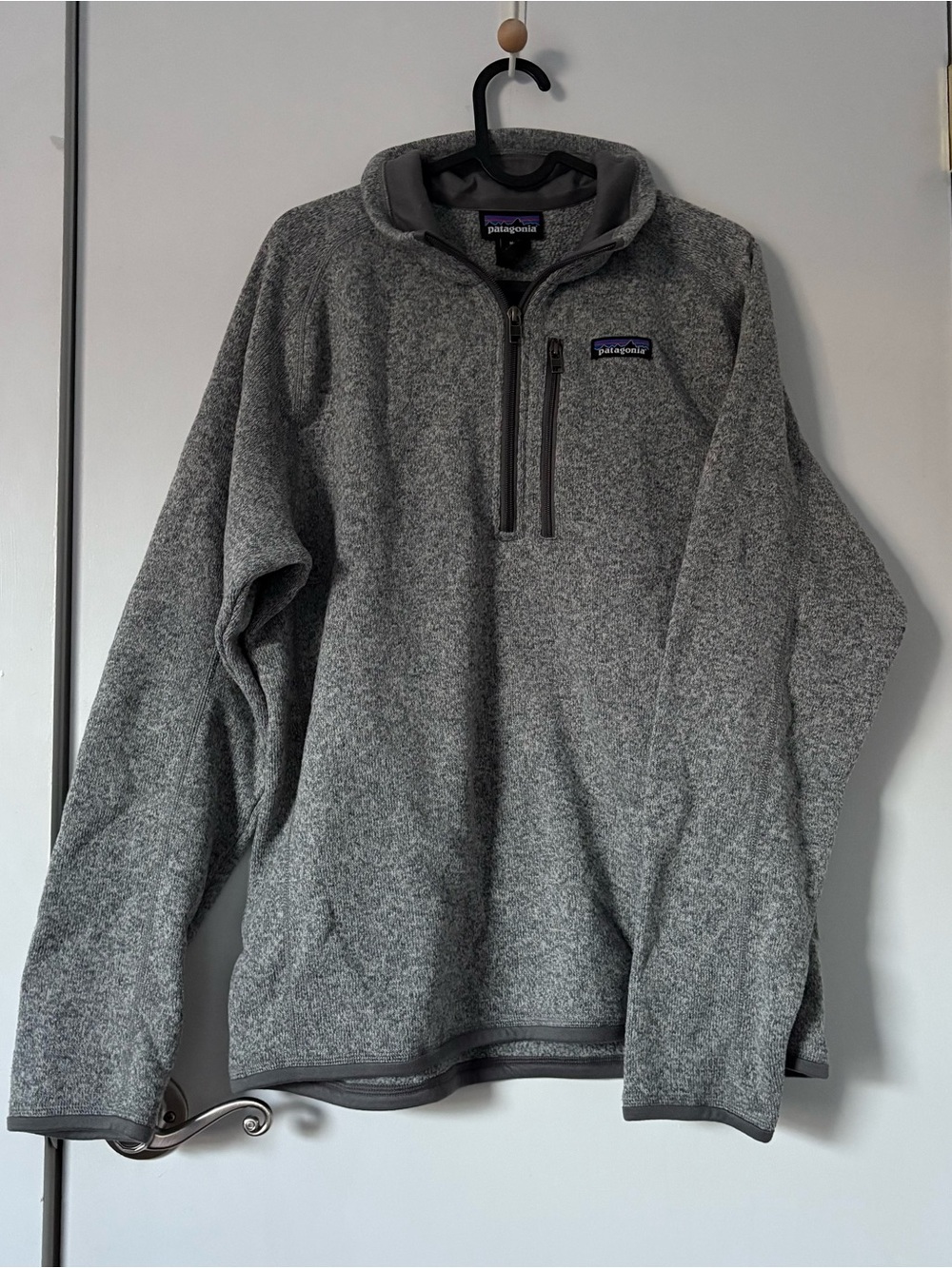 Patagonia Men’s Gray Half-Zip Fleece Pullover